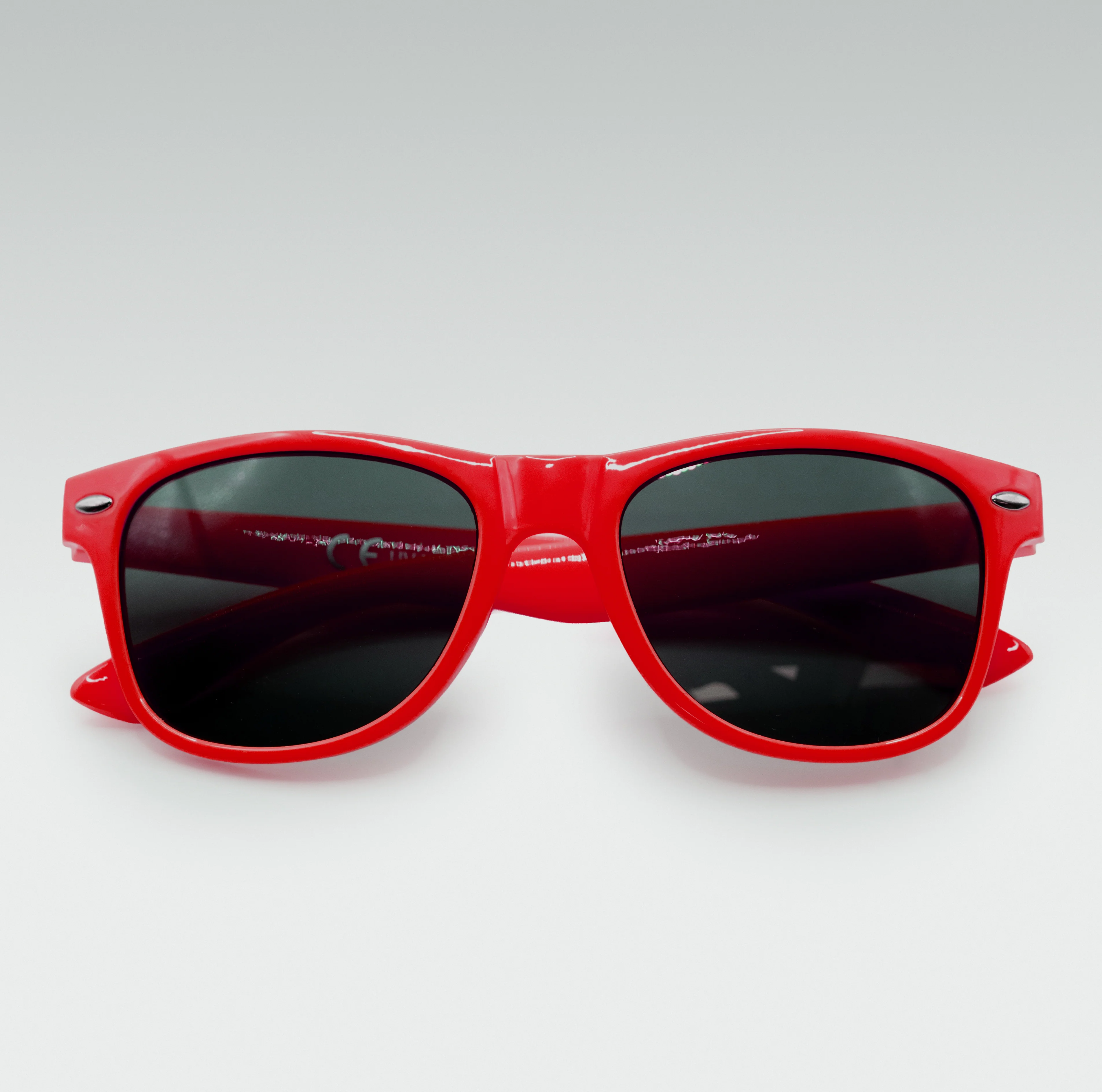 The Wiggles Red Childrens Sunglasses - Image 3